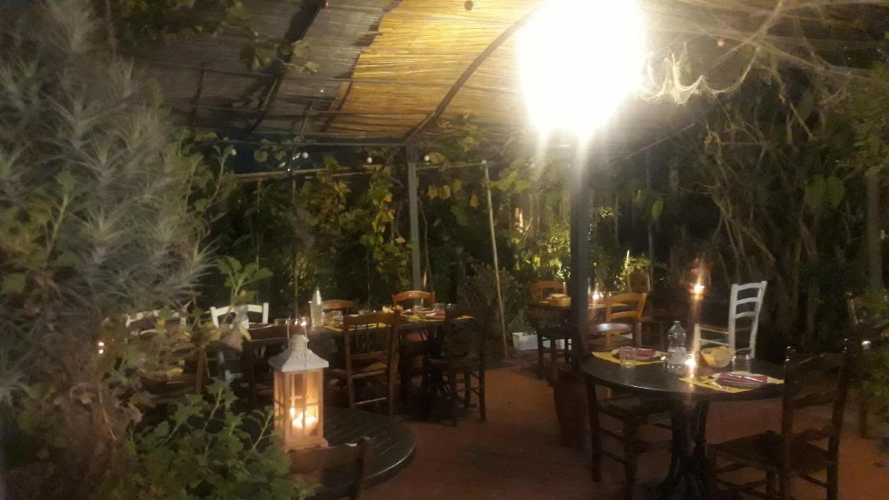 Agriturismo Terre Di Mare Bordighera Vallecrosia Bagian luar foto